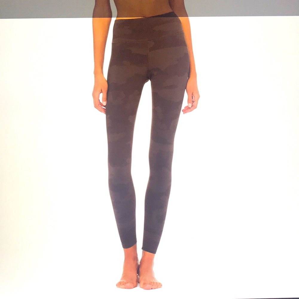 High-Waist Camo Vapor Legging